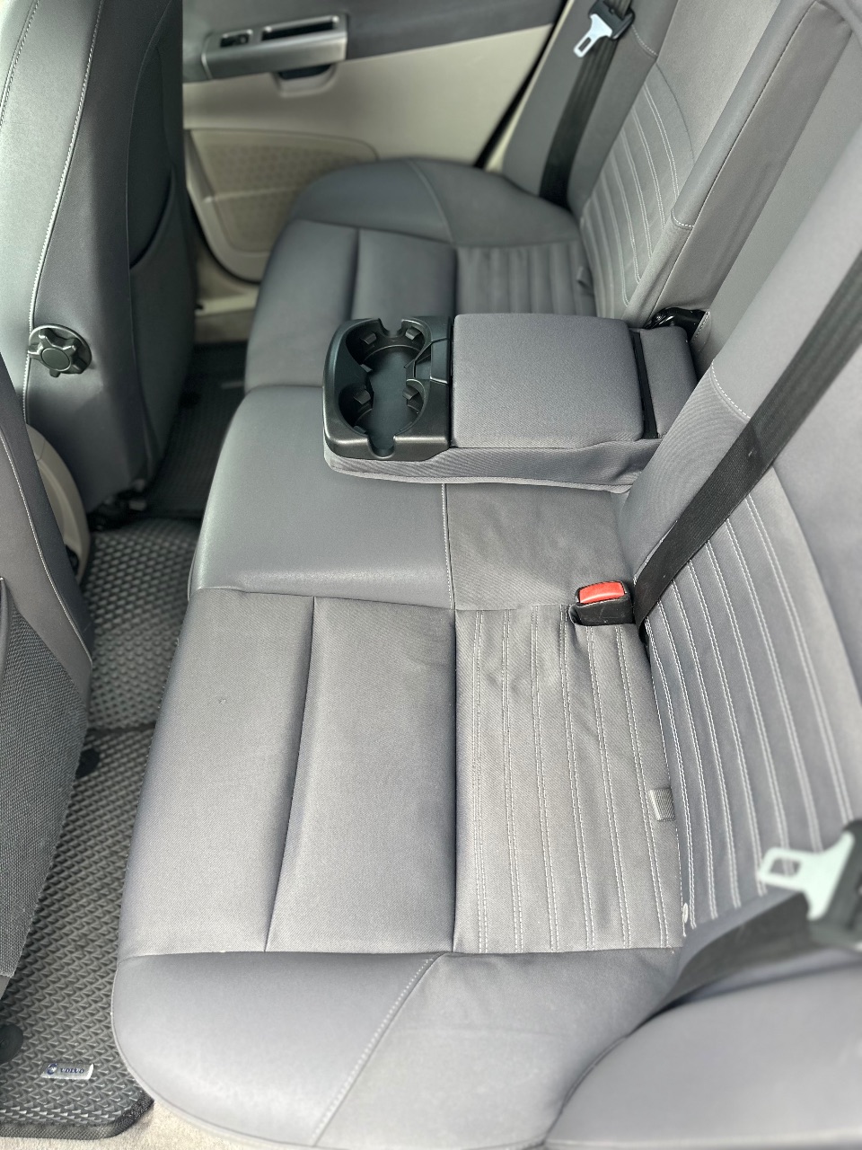 Volvo V50 - фото 16