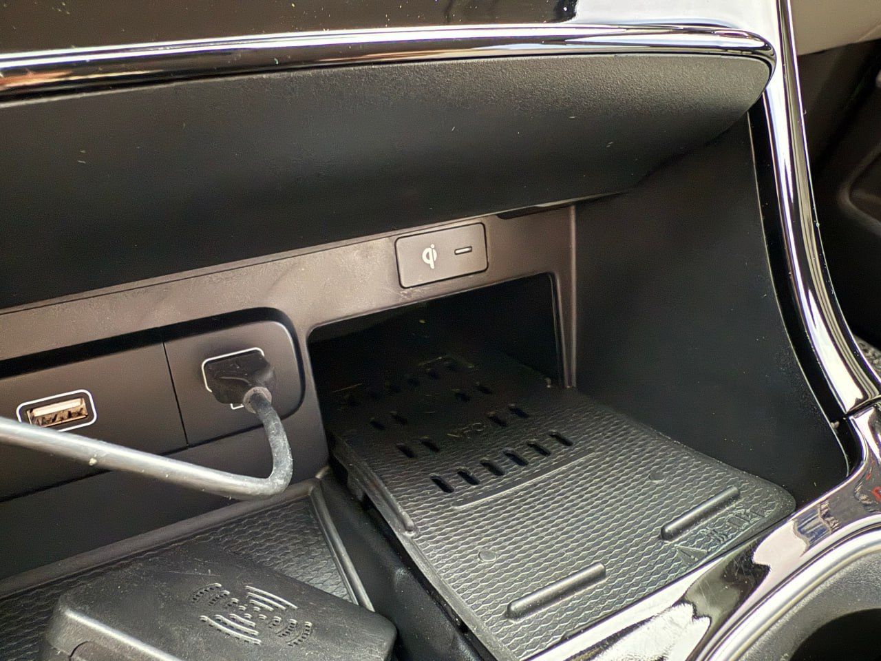 Kia Carnival - фото 15