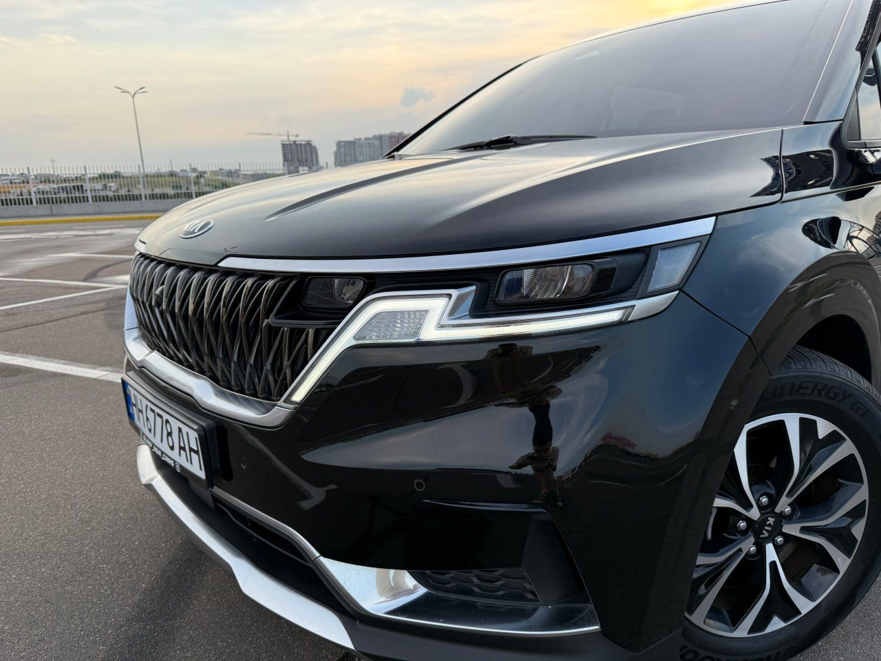 Kia Carnival - фото 22