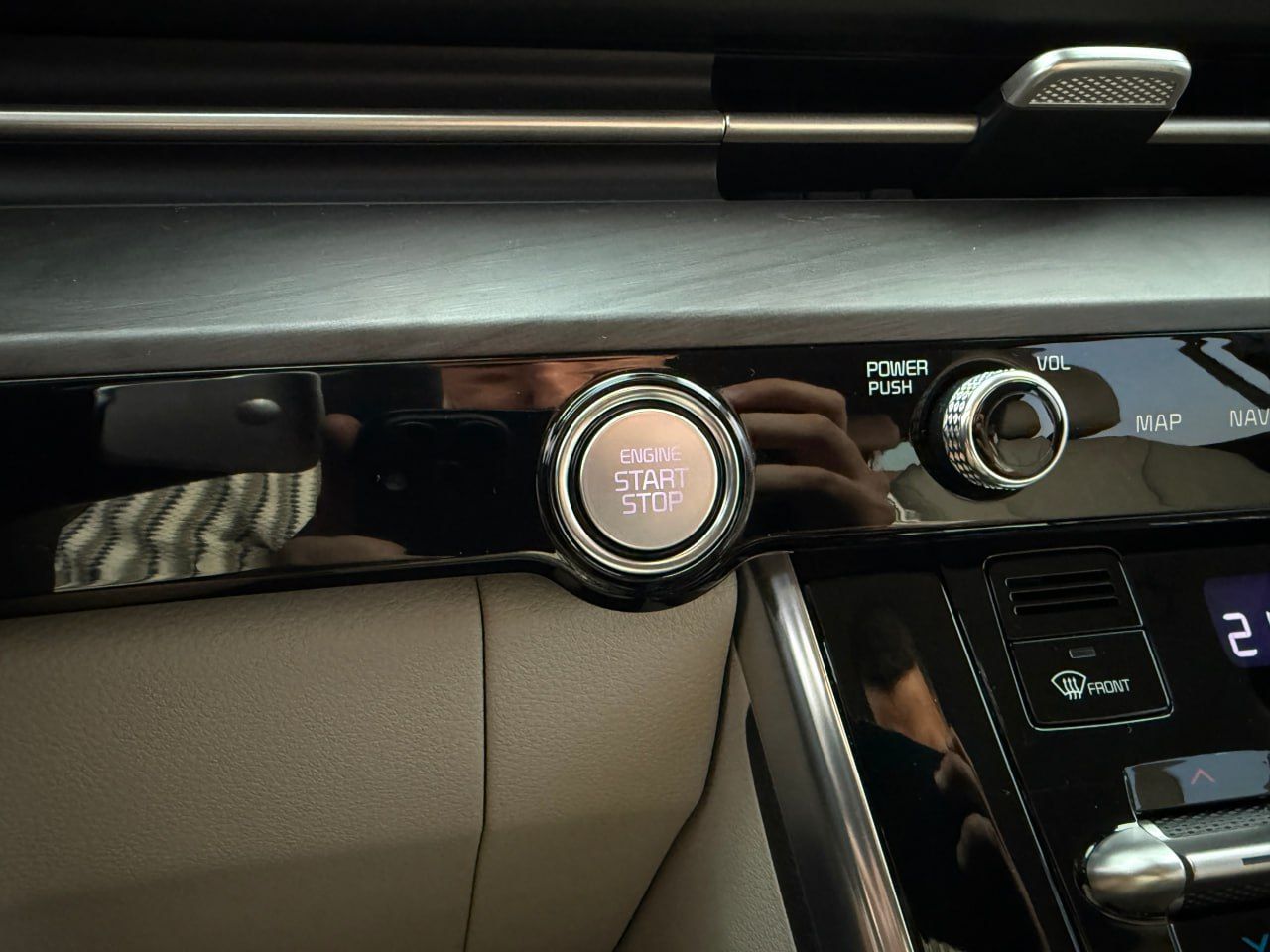 Kia Carnival - фото 28