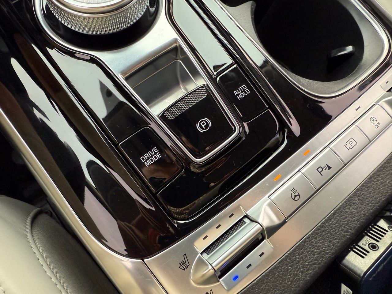 Kia Carnival - фото 9