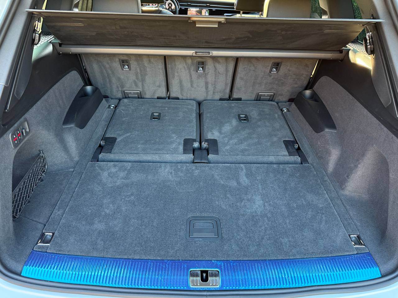 Audi Q7 - фото 50