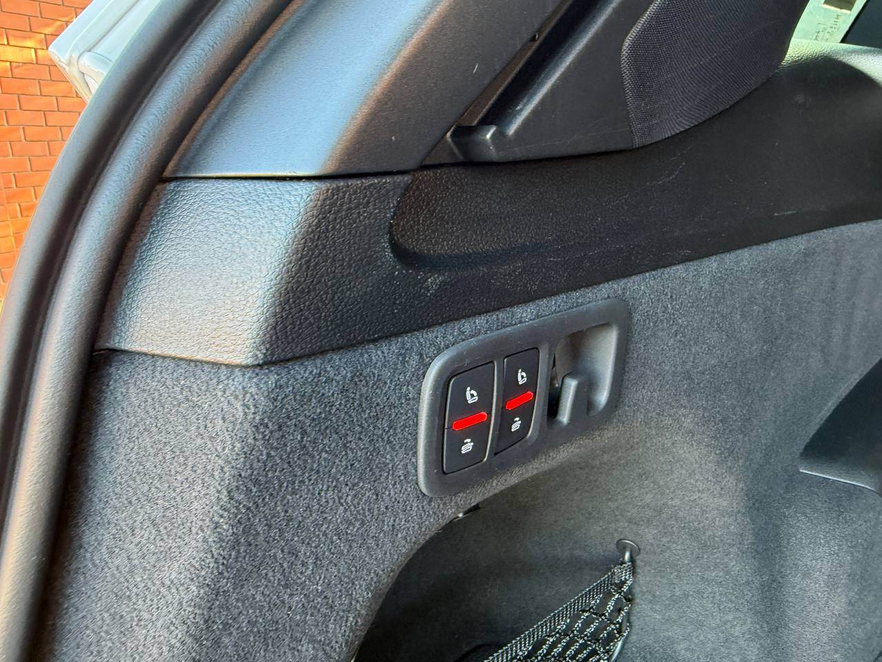 Audi Q7 - фото 46