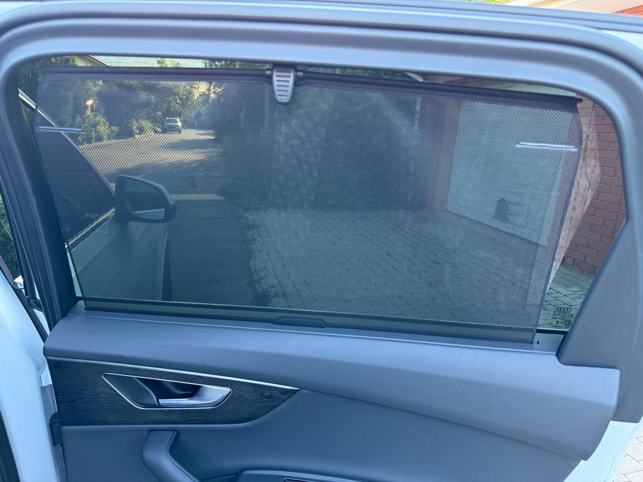 Audi Q7 - фото 27