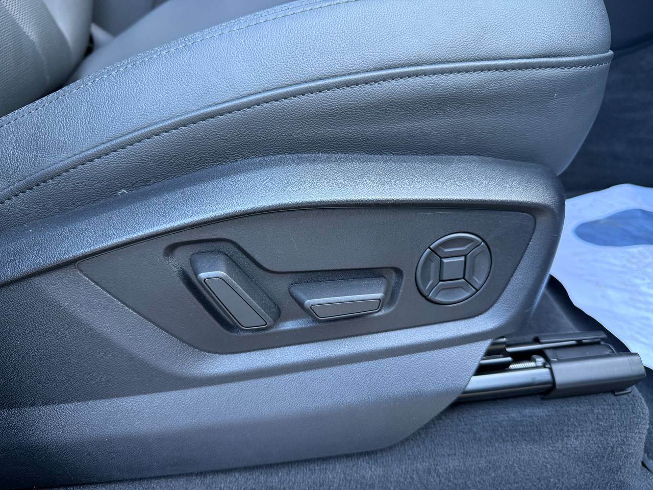 Audi Q7 - фото 55