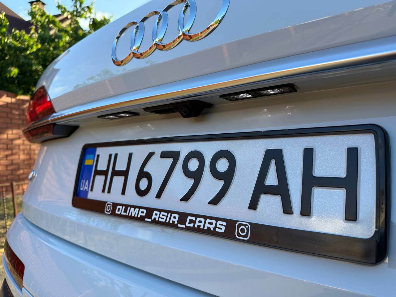 Audi Q7 - фото 25