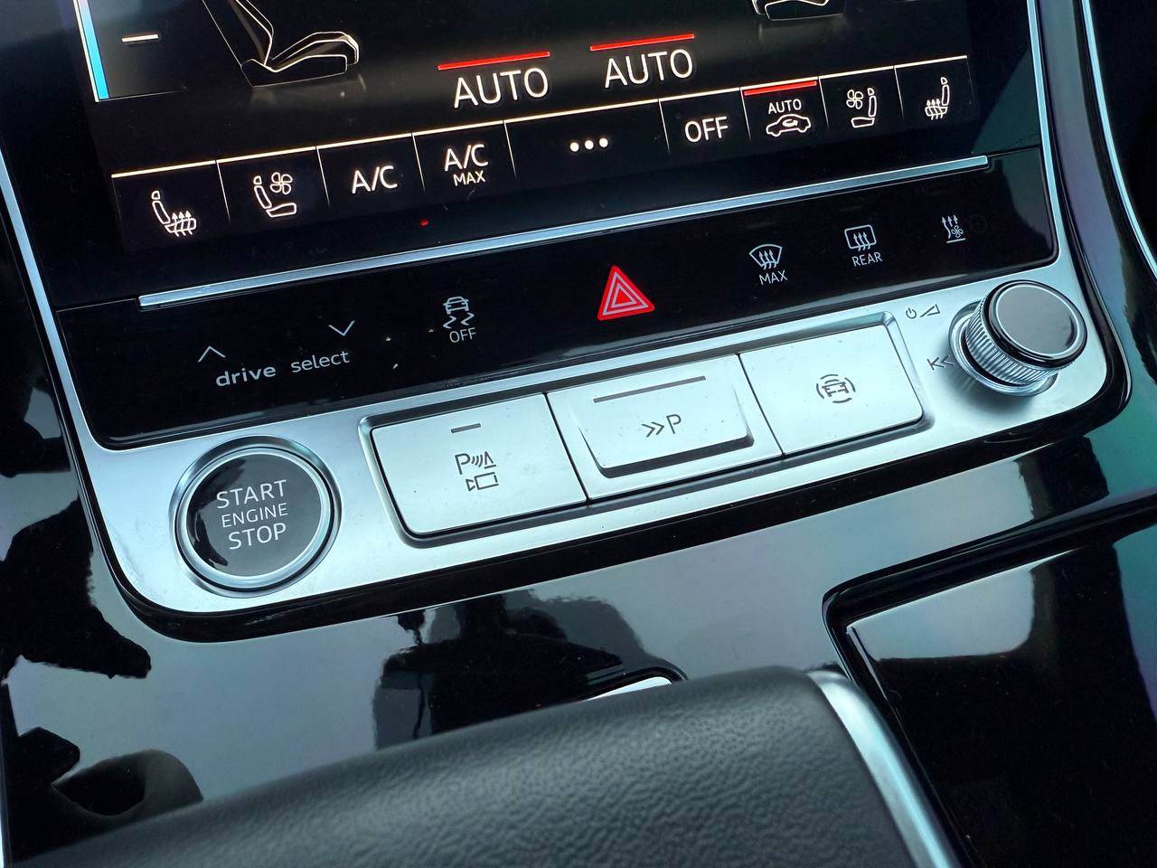 Audi Q7 - фото 56