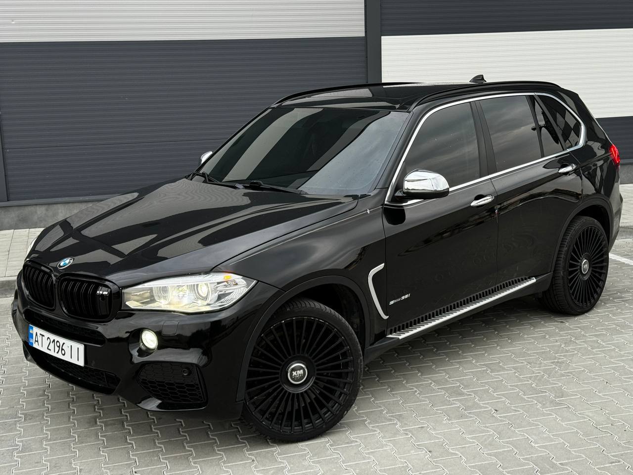 BMW X5 - фото 6