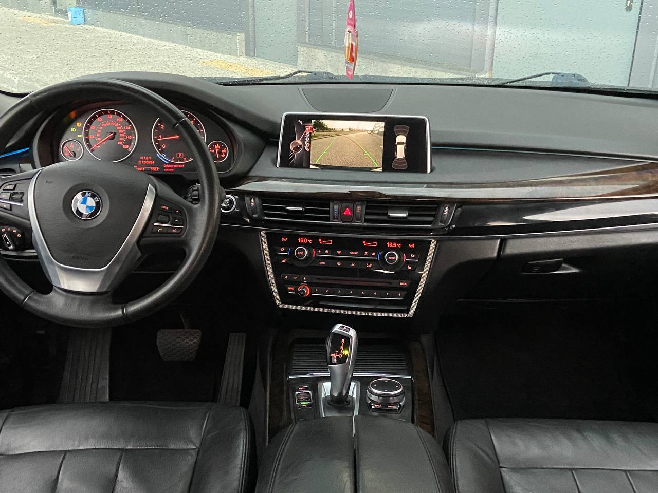 BMW X5 - фото 8