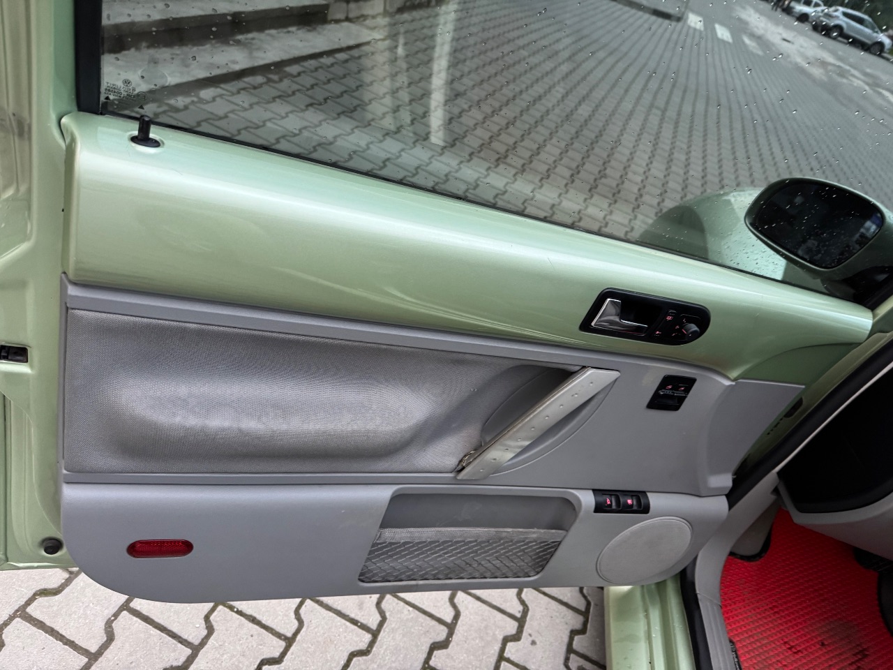 Volkswagen Beetle - фото 10