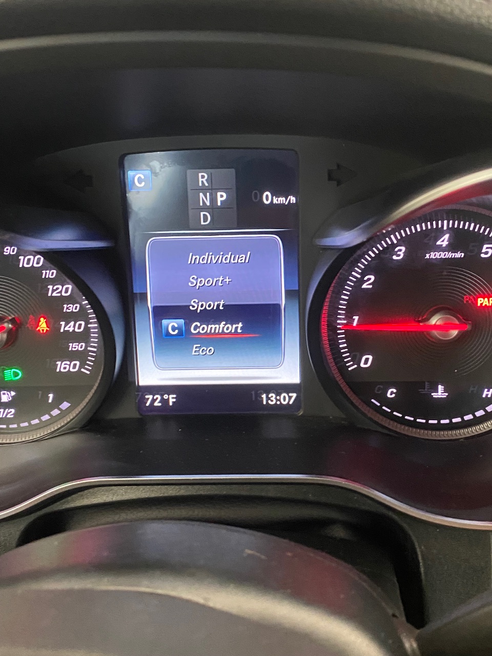 Mercedes-Benz GLC - фото 12