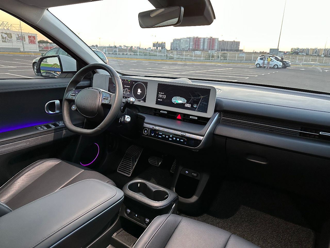 Hyundai IONIQ 5 - фото 7