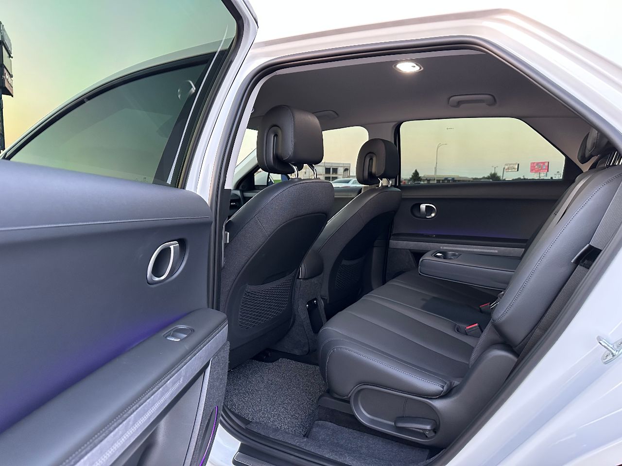 Hyundai IONIQ 5 - фото 16