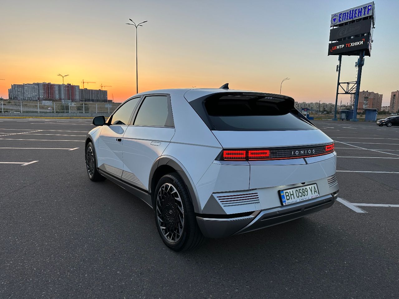 Hyundai IONIQ 5 - фото 5