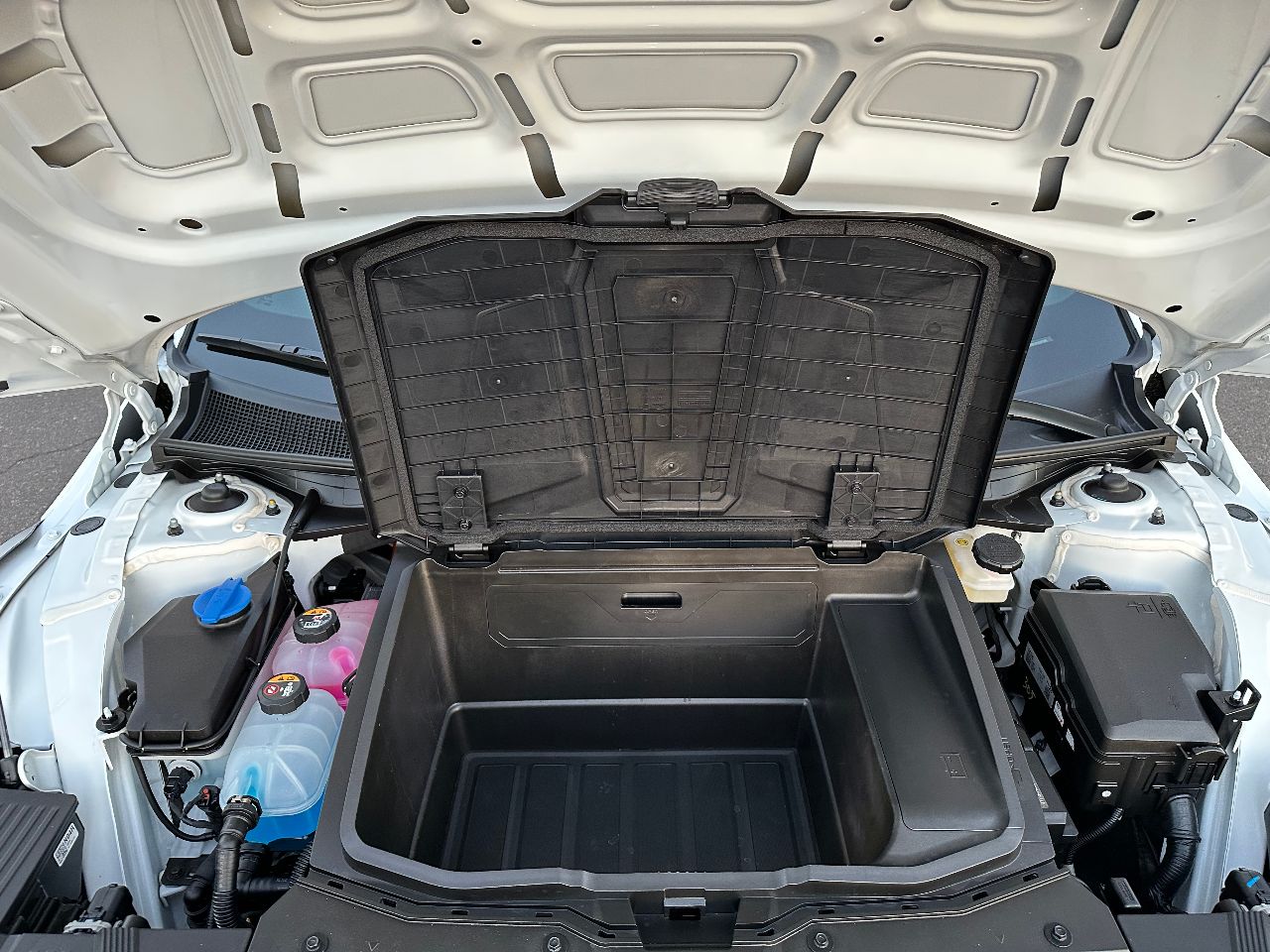 Hyundai IONIQ 5 - фото 9