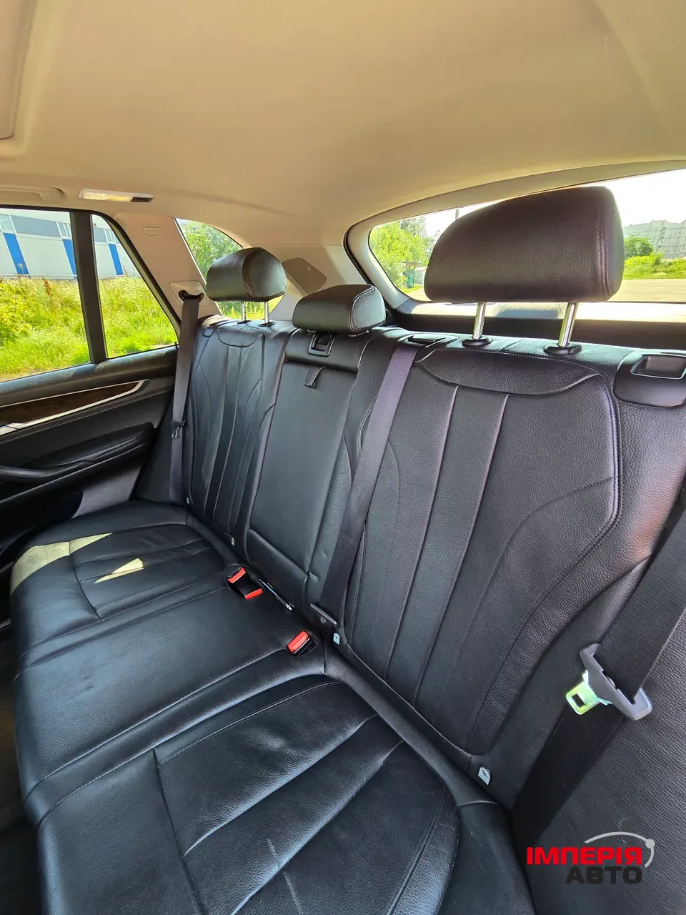 BMW X5 - фото 11