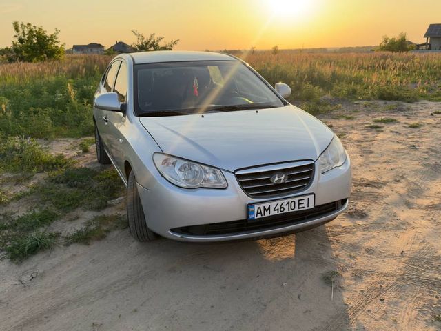 Hyundai Elantra - зображення 4
