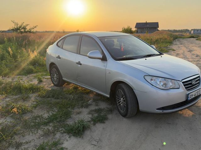 Hyundai Elantra - зображення 5