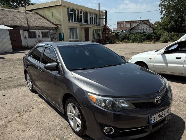 Toyota Camry 2013, Полтава, $10 900 - зображення 1