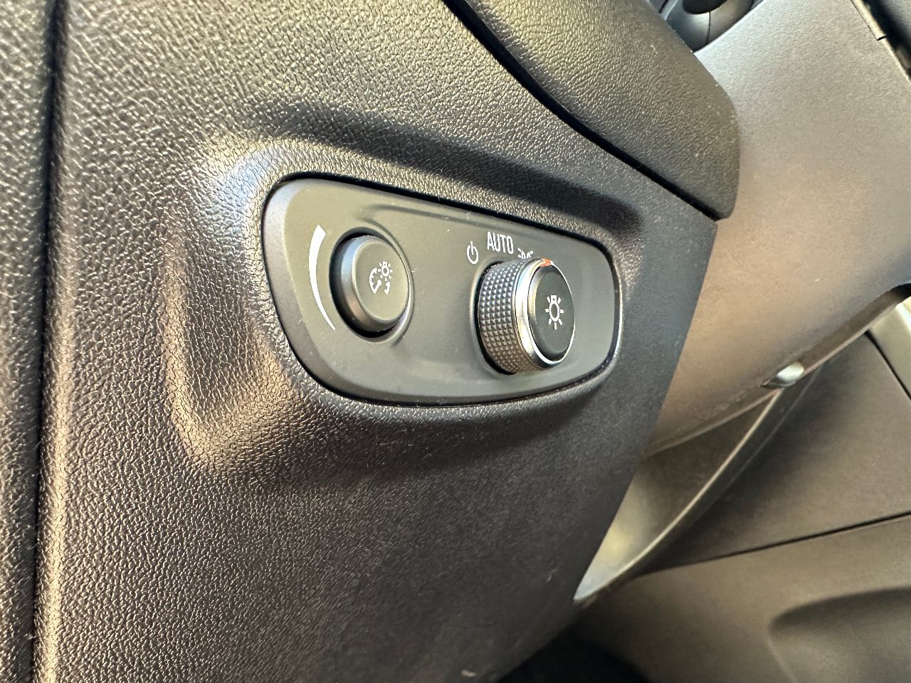 Chevrolet Equinox - фото 28