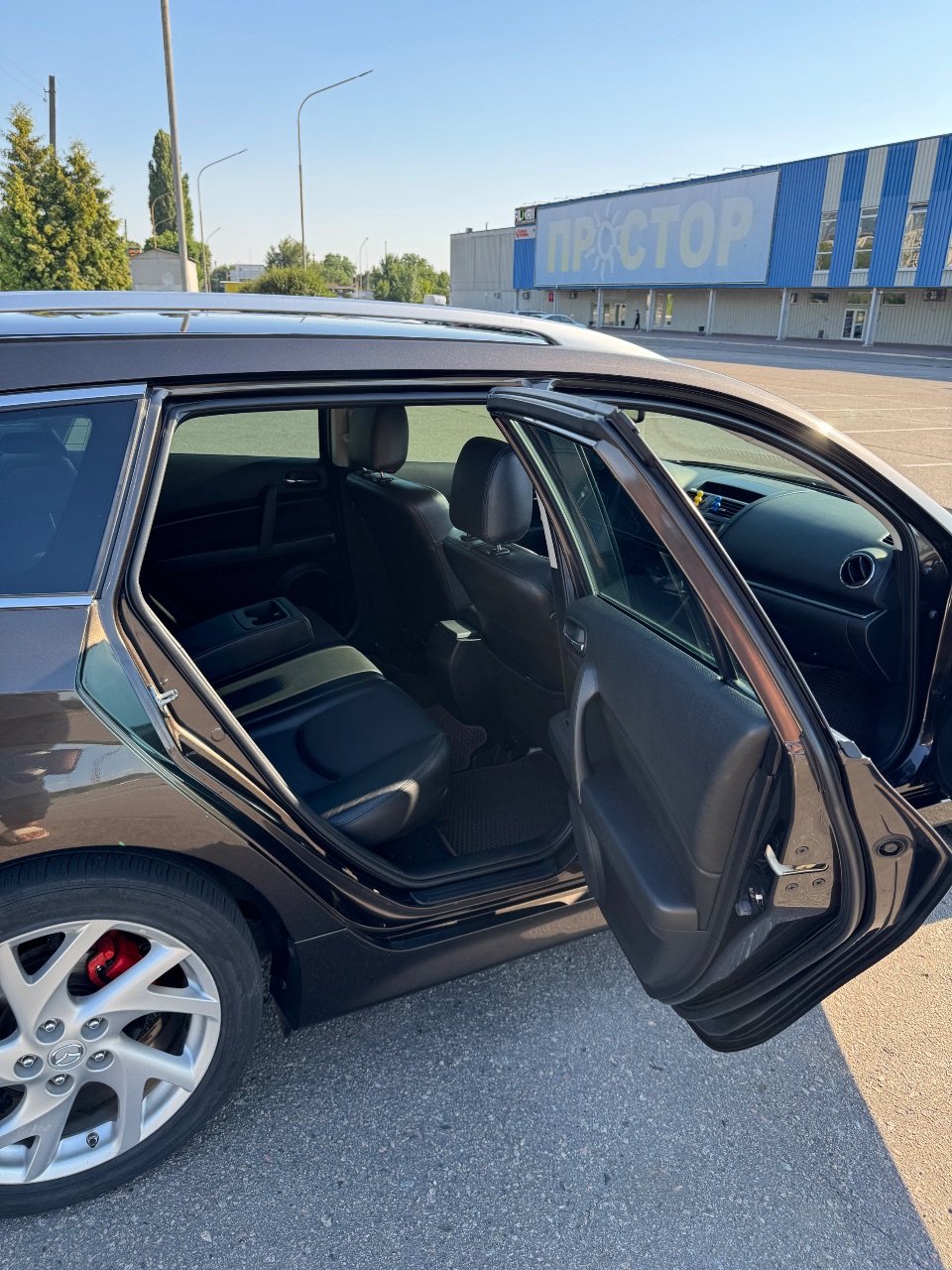 Mazda 6 - фото 12