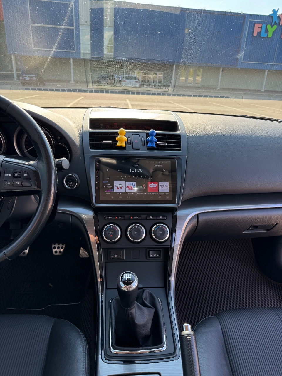 Mazda 6 - фото 7