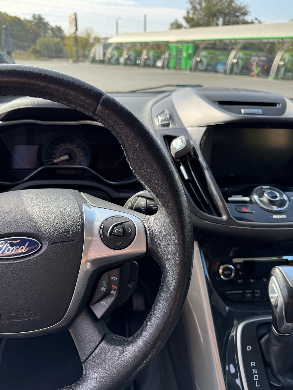 Ford C-MAX - фото 21