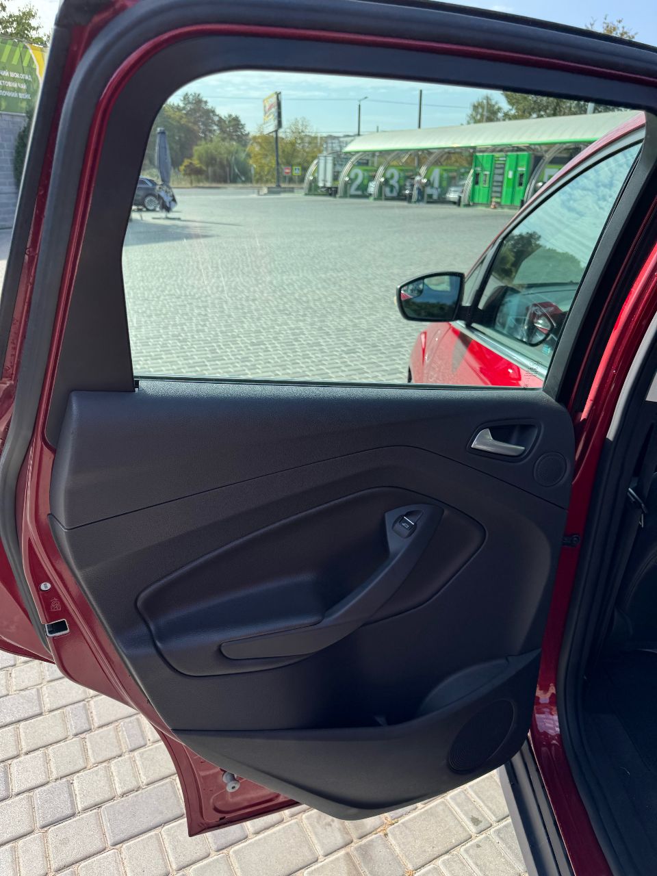 Ford C-MAX - фото 35