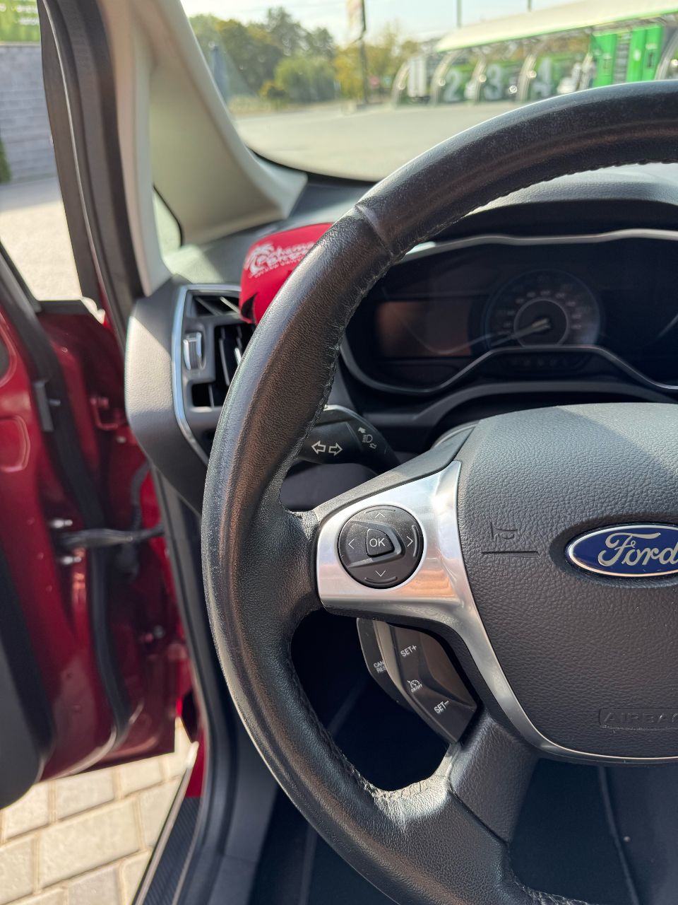 Ford C-MAX - фото 20