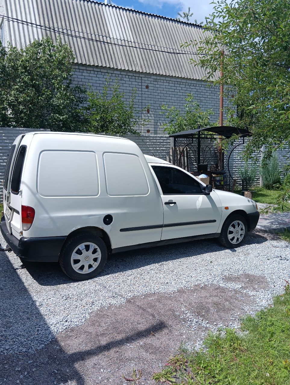 Volkswagen Caddy - фото 3