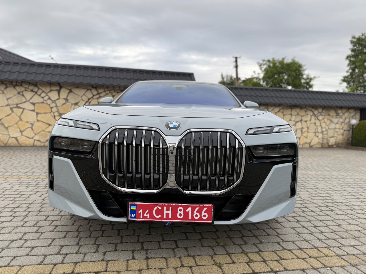 BMW 7 серії - фото 55