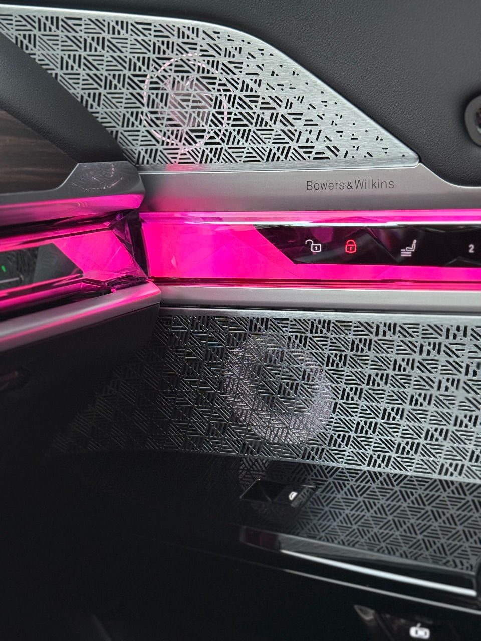 BMW 7 серії - фото 70