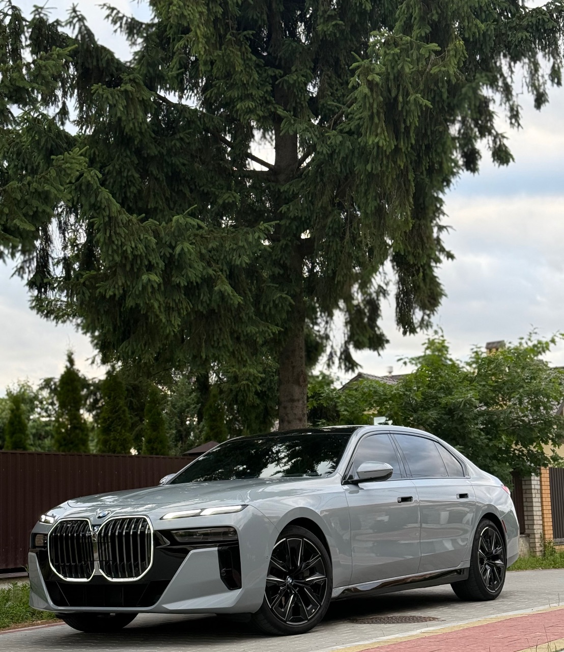 BMW 7 серії - фото 62