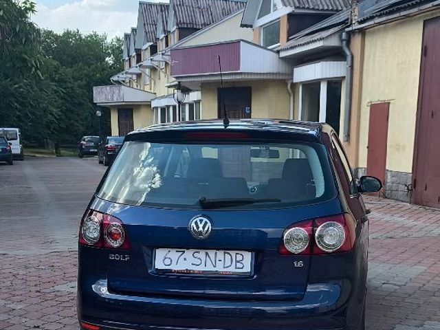 Volkswagen Golf Plus - фото 2