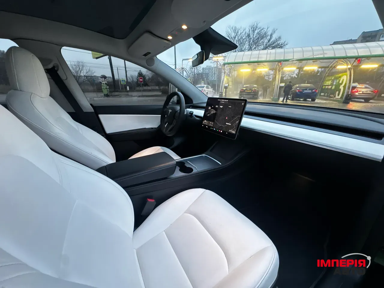 Tesla Model Y - фото 40