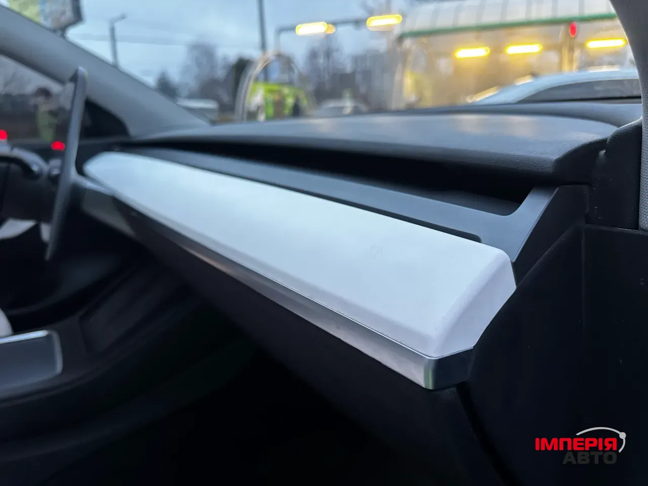 Tesla Model Y - фото 43