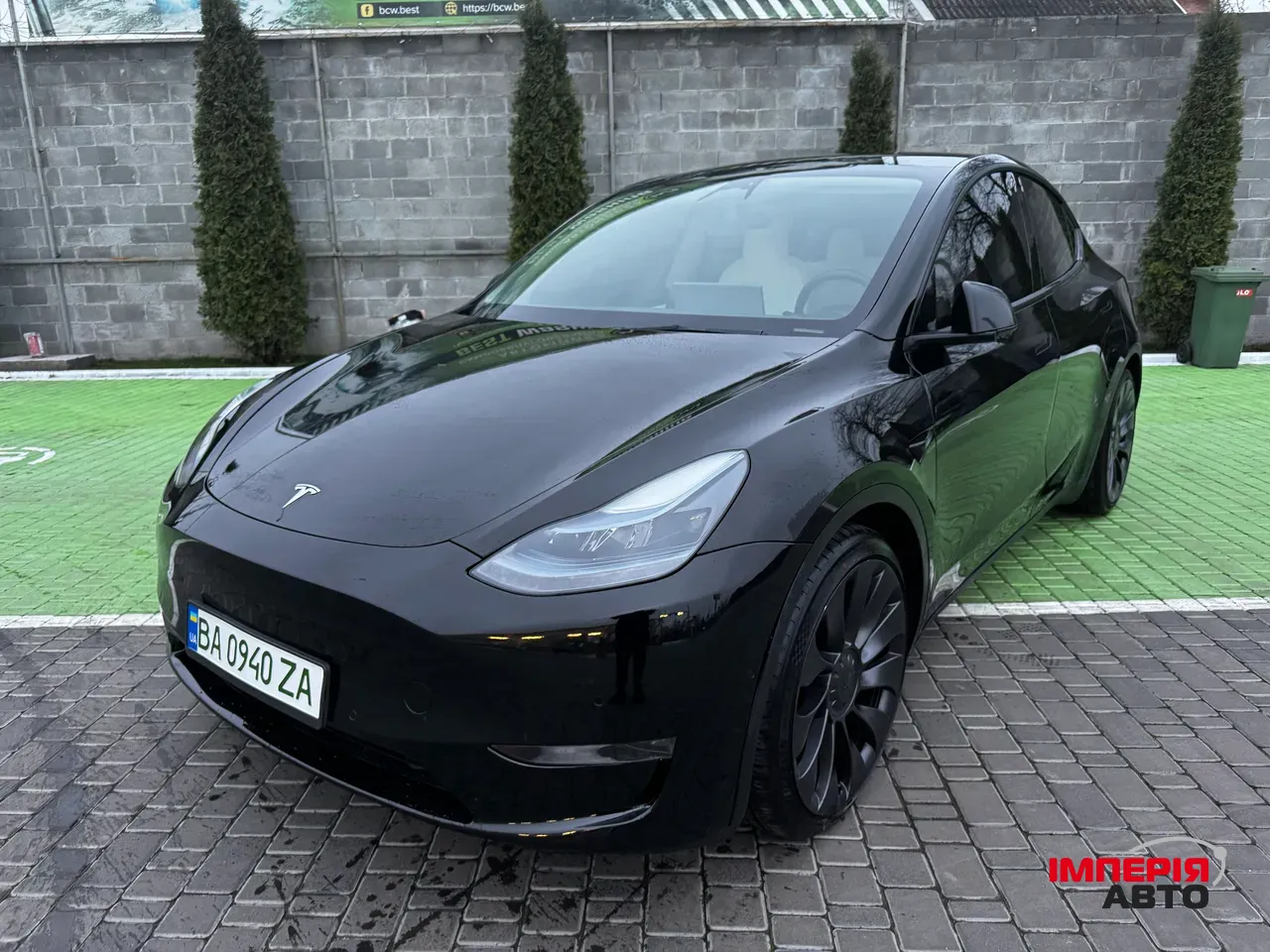 Tesla Model Y - фото 3