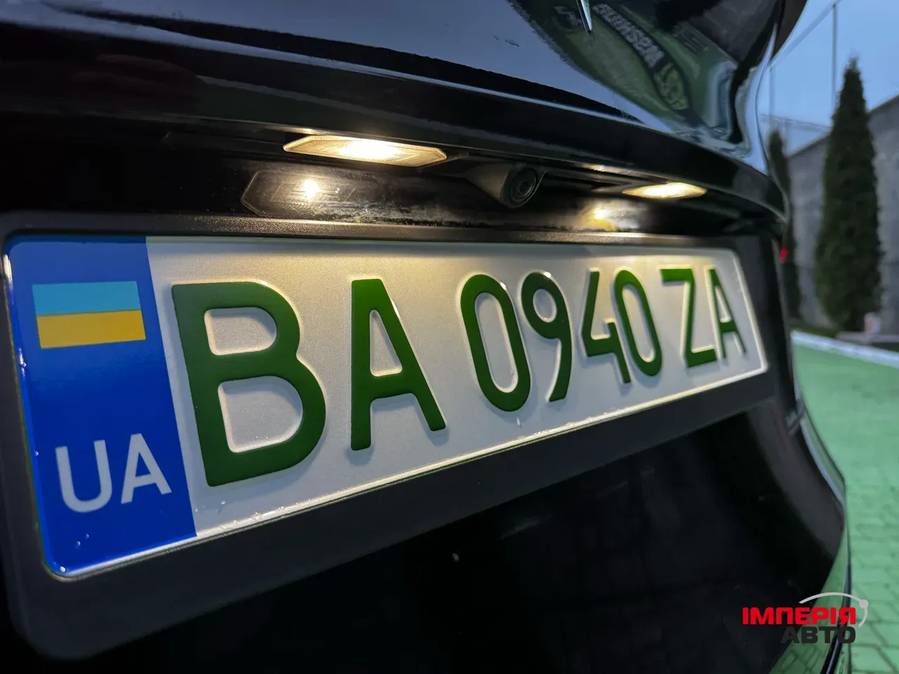 Tesla Model Y - фото 54