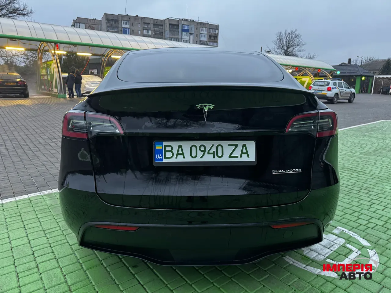 Tesla Model Y - фото 7
