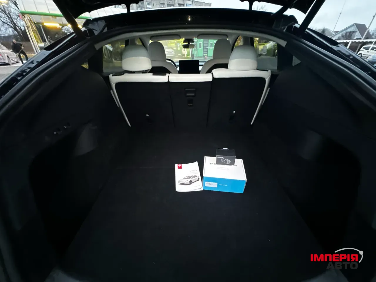 Tesla Model Y - фото 30
