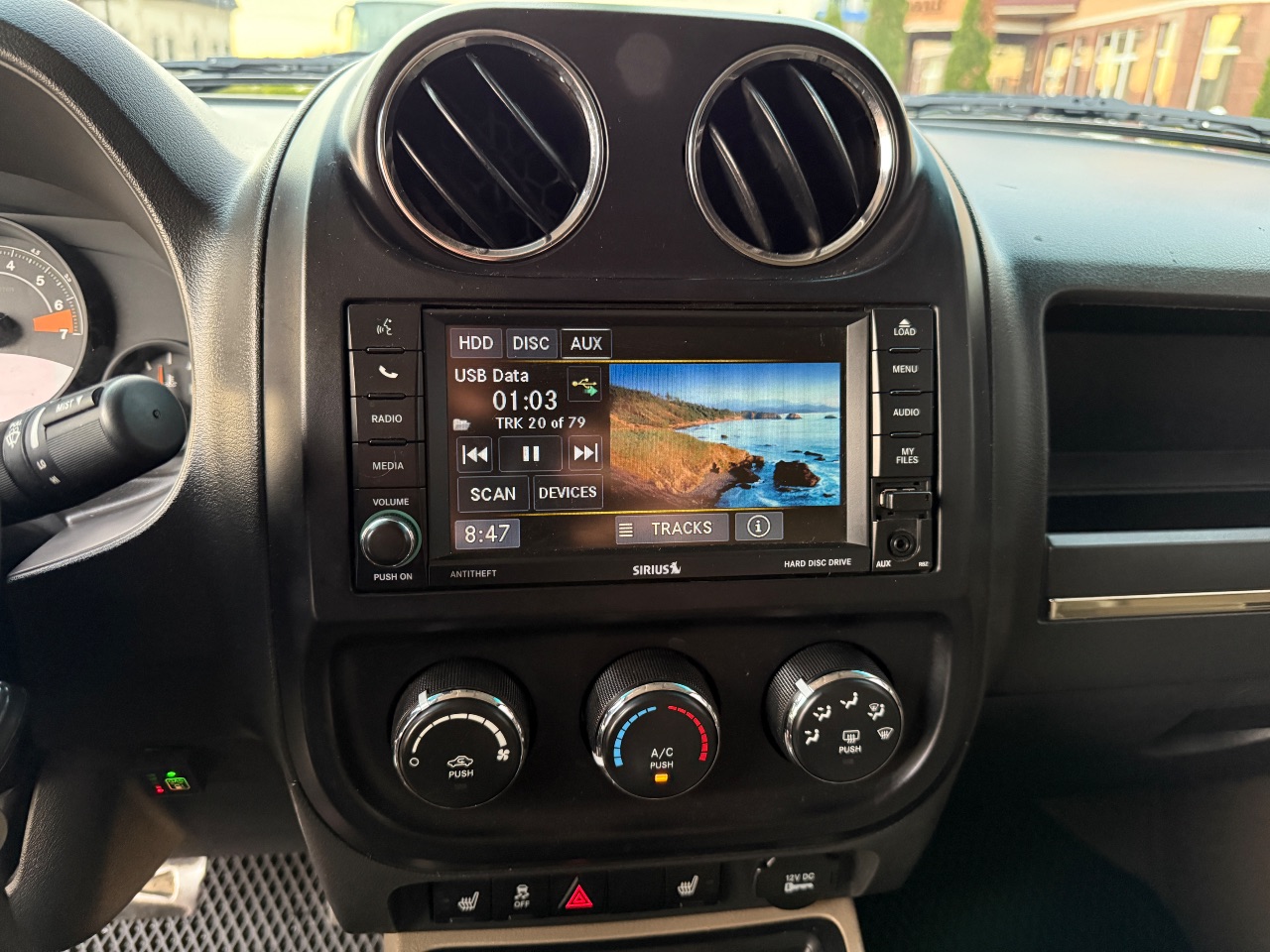 Jeep Liberty (Patriot) - фото 9