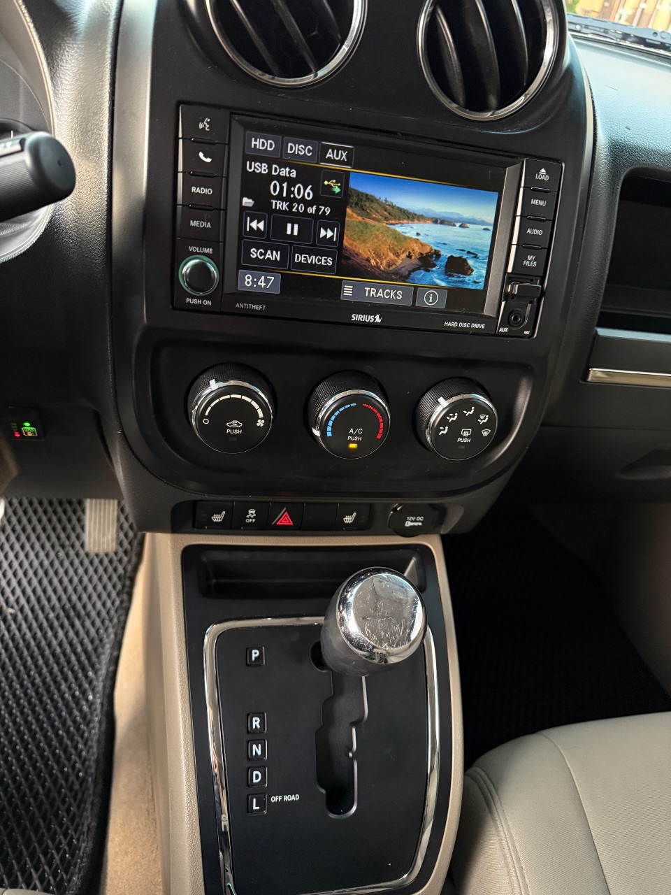 Jeep Liberty (Patriot) - фото 15