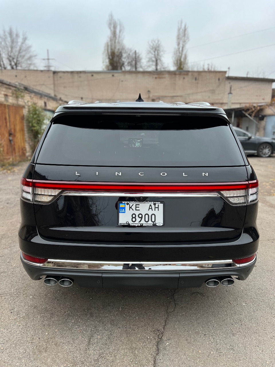 Lincoln Aviator - фото 17