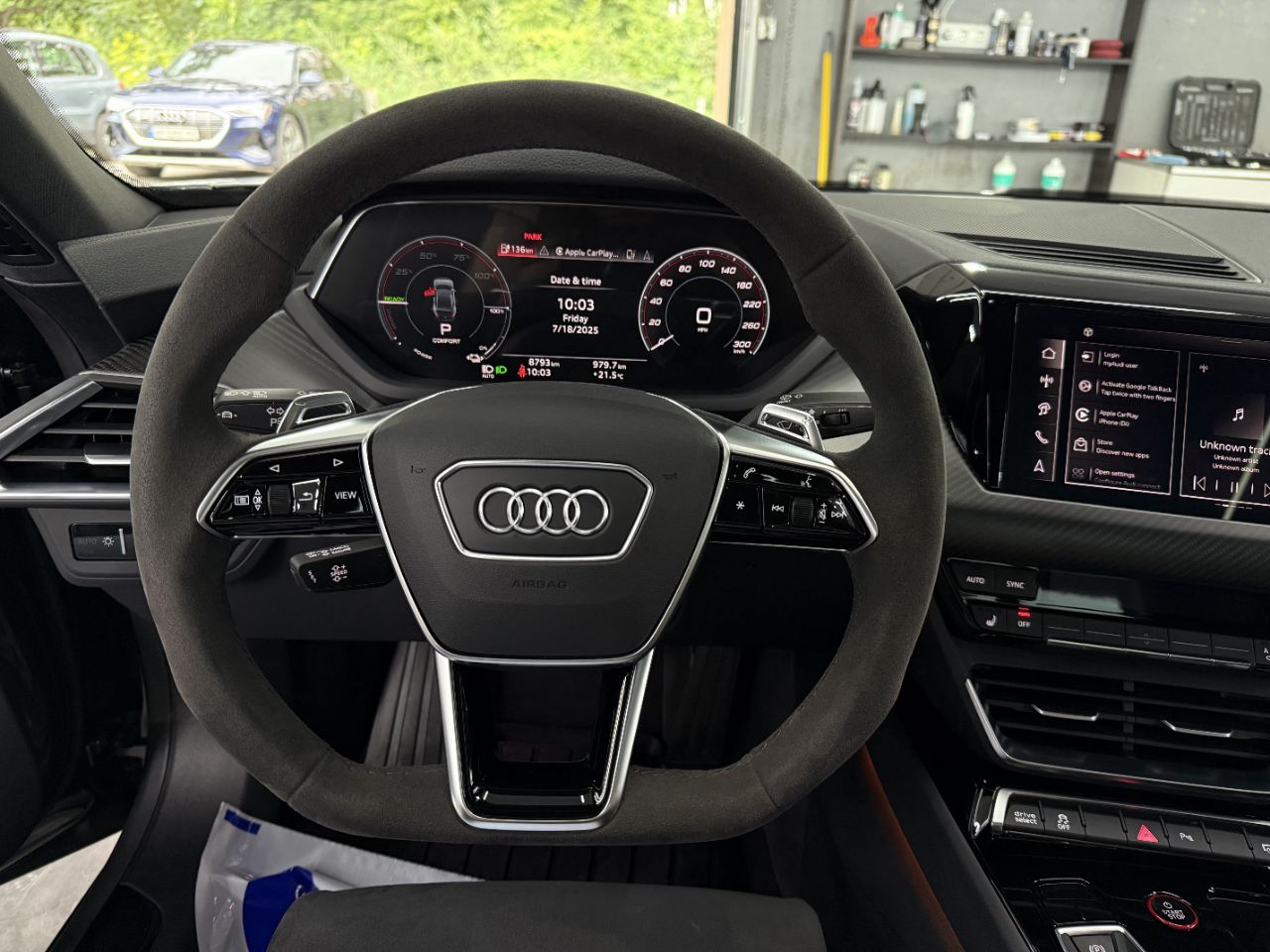 Audi e-tron GT - фото 14