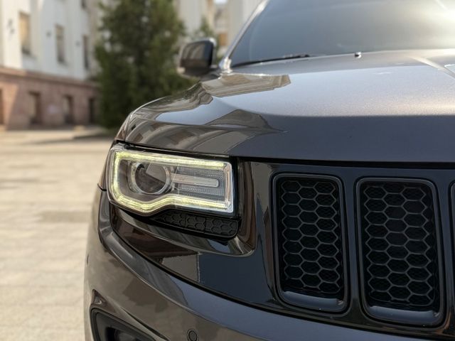 Jeep Grand Cherokee - фото 1