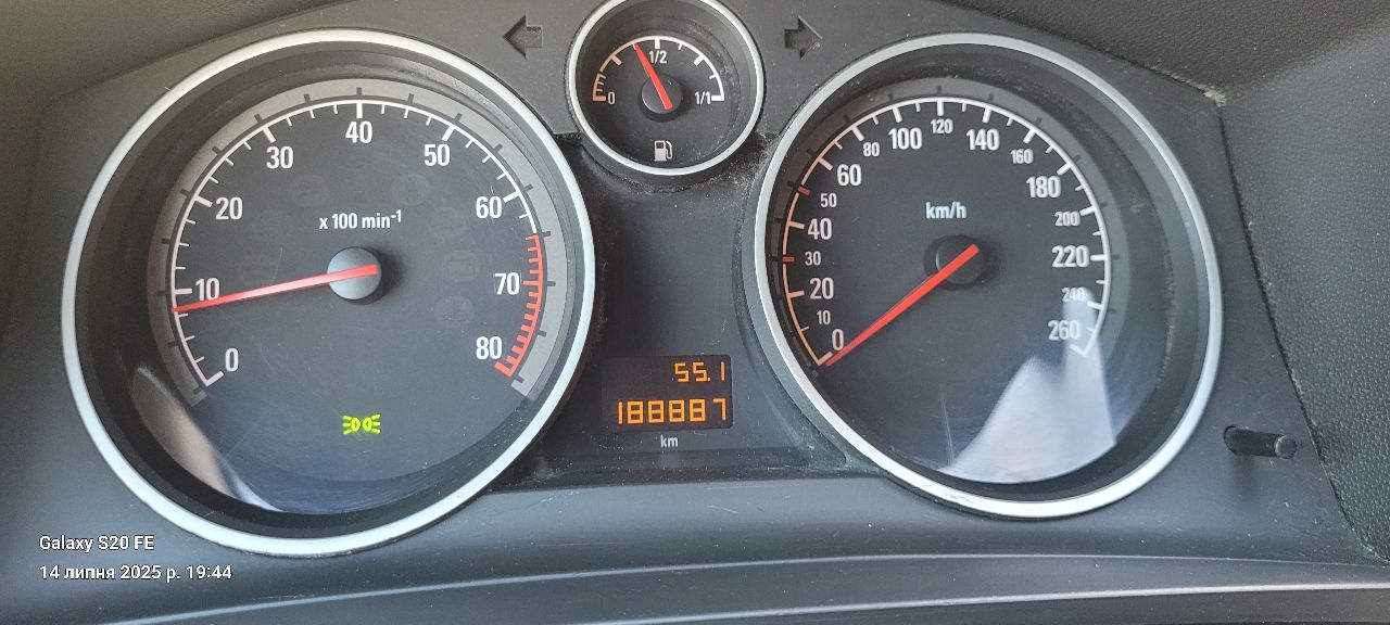 Opel Zafira - фото 2