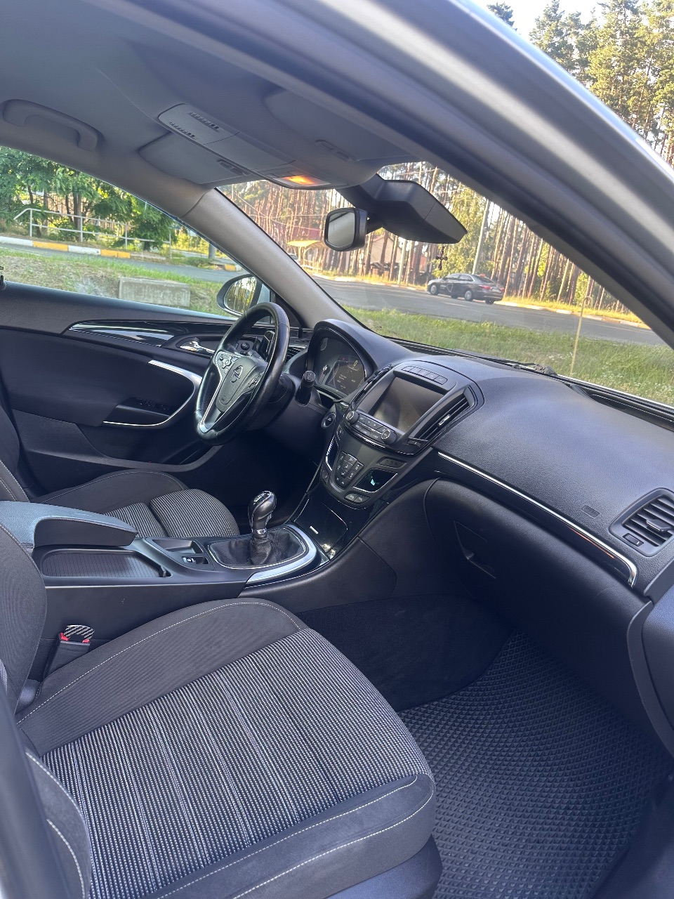 Opel Insignia - фото 11