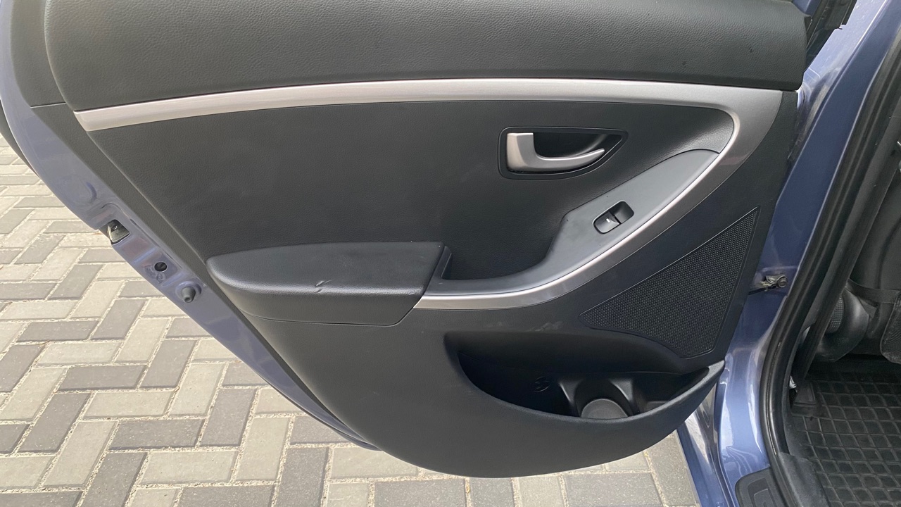 Hyundai i30 - фото 6