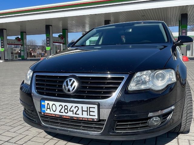 Volkswagen Passat - фото 3