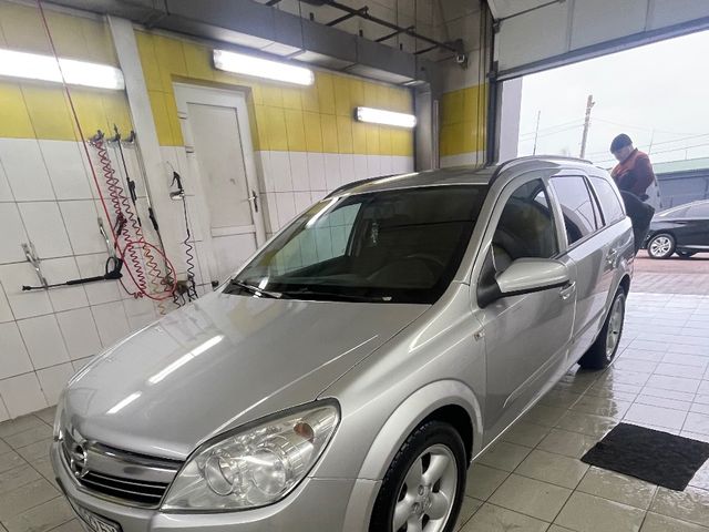 Opel Astra - фото 3